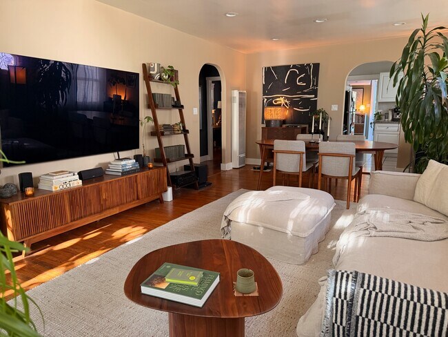 Foto del edificio - 957 N Avenue 49