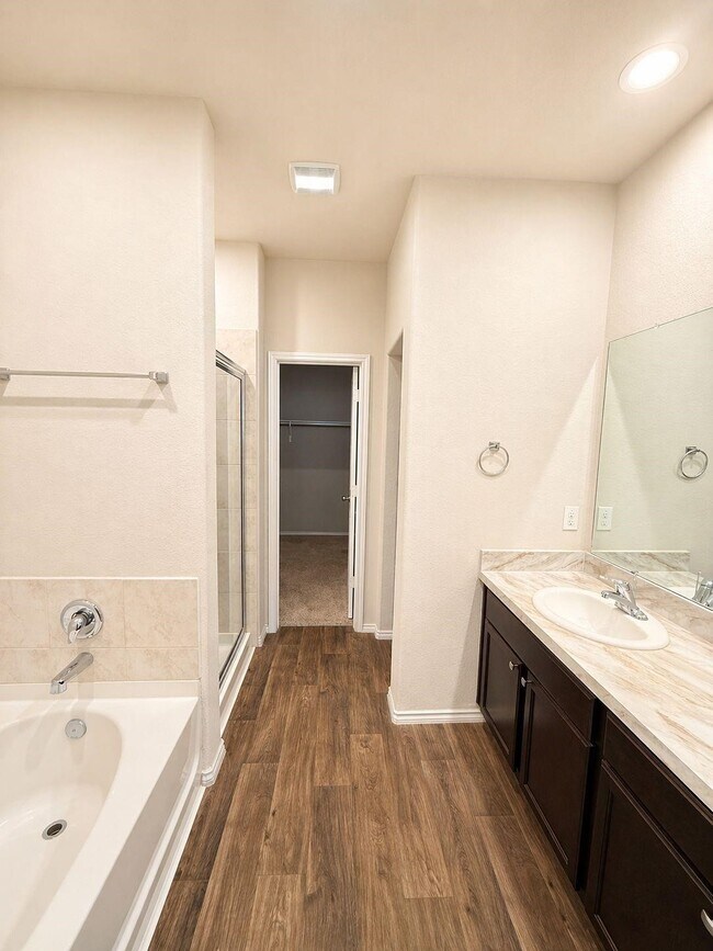 Building Photo - 21331 Bellaria Summit Trail