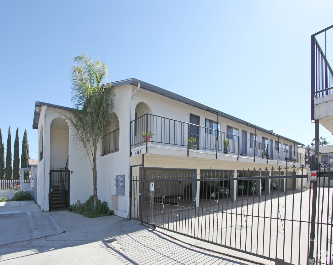 Primary Photo - 4339-4343 Beta St