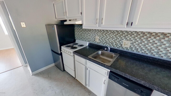 Foto del edificio - 4752 Seahawk Ct