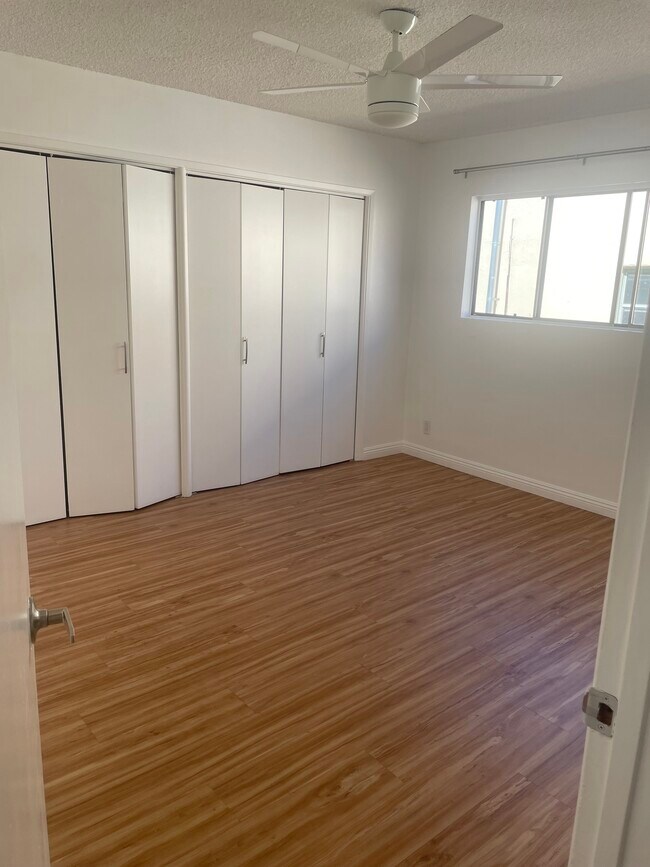 Foto del edificio - 8315 Blackburn Ave
