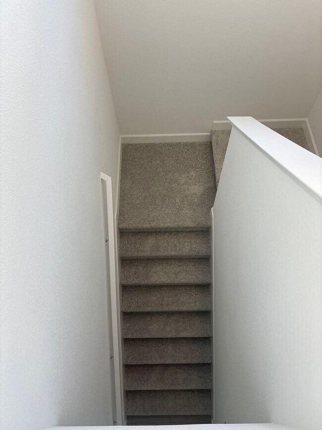 Foto del edificio - **Move In special $1k off first month's rent** Exciting Opportunity: Discover Your Brand New Drea...