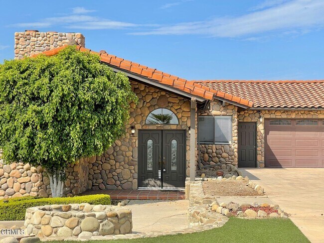 Building Photo - 55 Santa Cruz Way