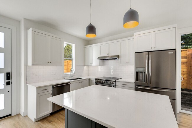 Foto del edificio - Kirkland Home
