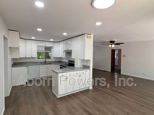 Building Photo - 3173 Ridge Ct