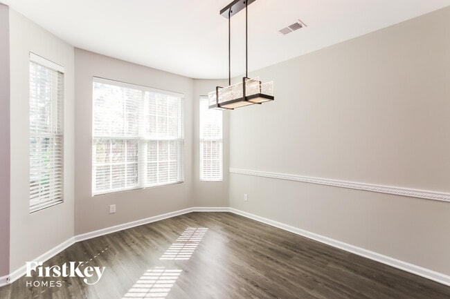 Building Photo - 9006 Cat Tail Pond Rd