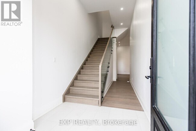 Building Photo - 6612 Harmony Hill