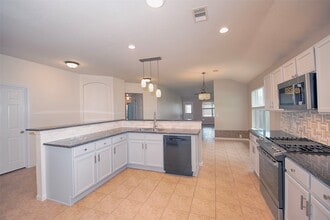 Building Photo - 2753 Foster Hill Dr