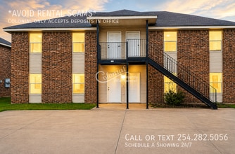 Building Photo - 1111 Horizon Dr