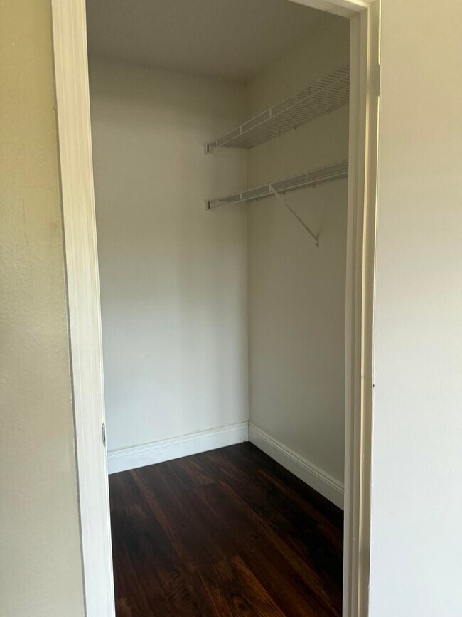 Foto del edificio - 2313 N Congress Ave