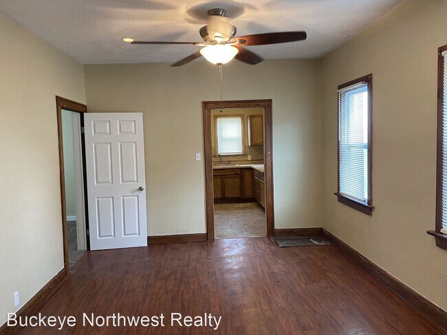 Building Photo - 4 br, 1.5 bath House - 1246 W Delaware Ave