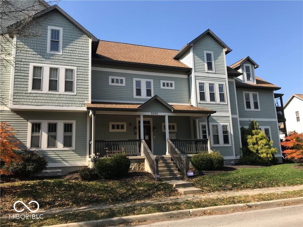 Foto principal - 2230 N Pennsylvania St