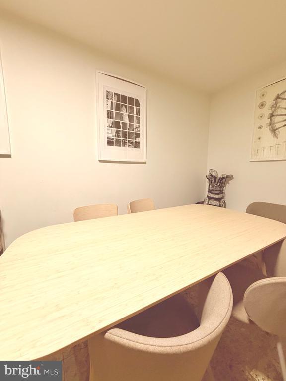 Foto del edificio - 24 Wilcox Ct