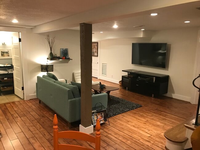 Living room - 5029 SE Taylor St