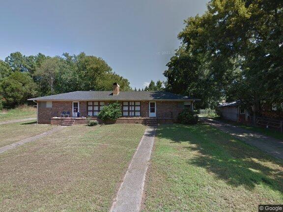 Primary Photo - 400 Ridgeview Ln