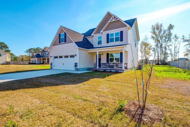 Building Photo - 117 Bellchase Dr