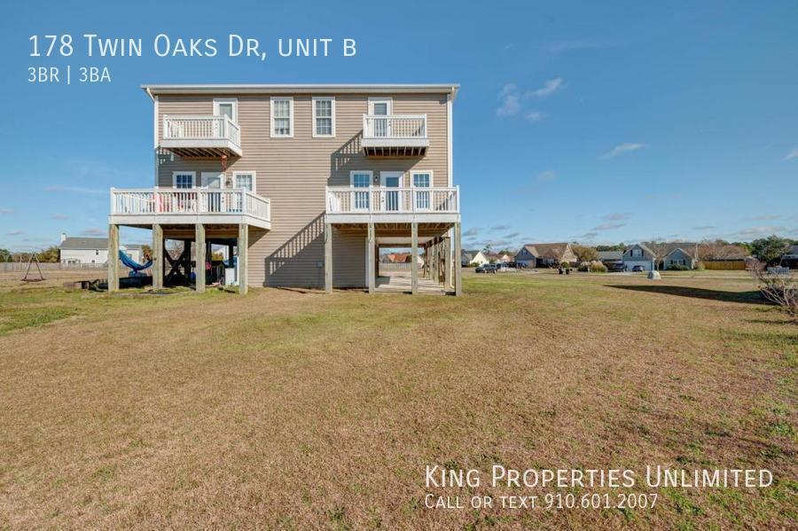 Primary Photo - 178 Twin Oaks Drive unit B