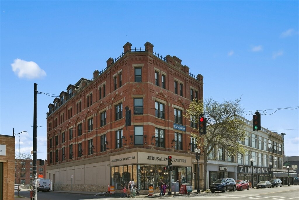 Primary Photo - 64 Market St