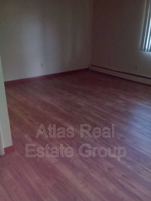 Foto del edificio - 3022-3024 W Bijou St