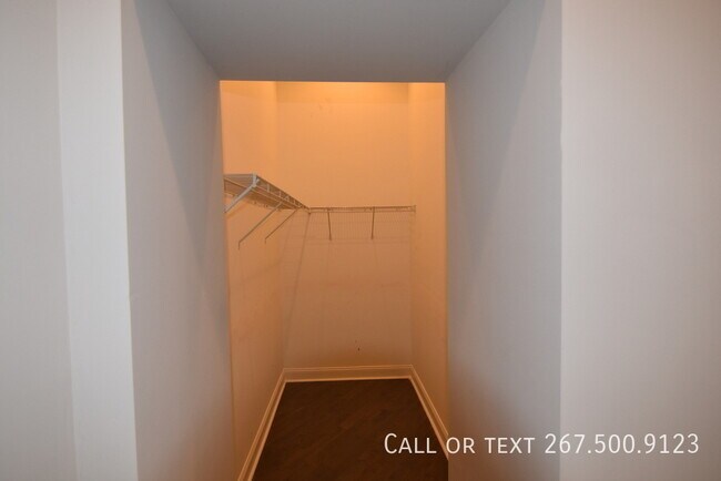 Foto del edificio - 4100 Parkside Ave