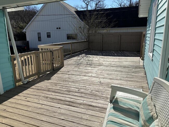 Foto del edificio - 17 Killian Rd