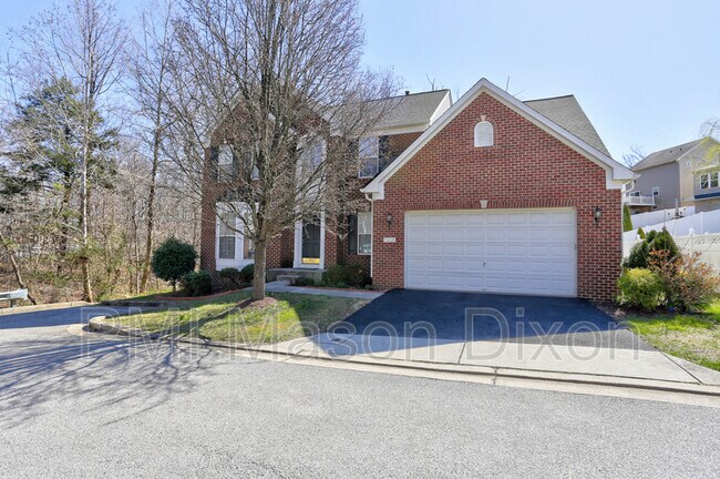 Building Photo - 7232 Lyndsey Way