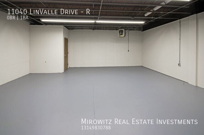 Foto del edificio - 1,075 Sqft South County Office Warehouse f...