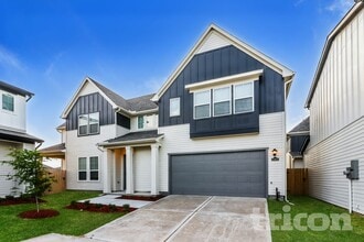 Building Photo - 22631 Terrazzo Dr
