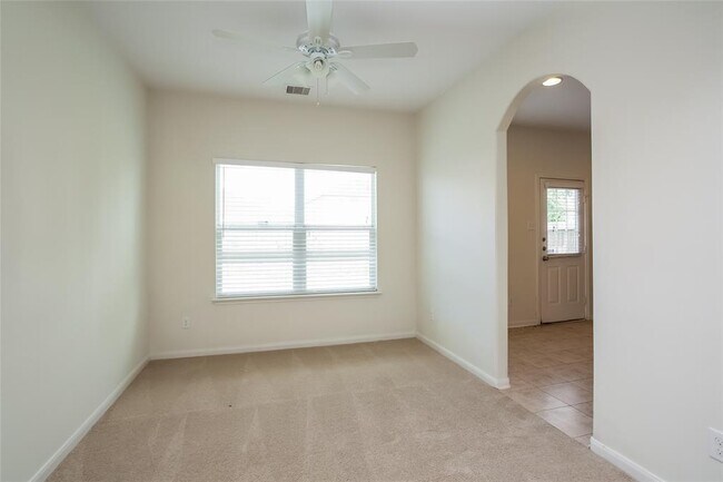 Building Photo - 13118 Majestic Pl Ct