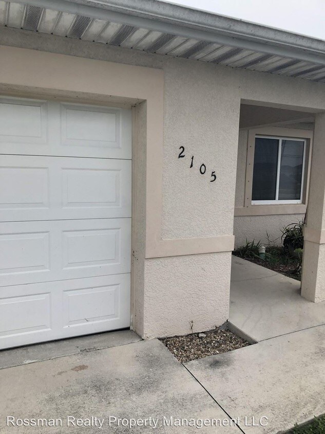 Primary Photo - 2105 Andalusia Blvd