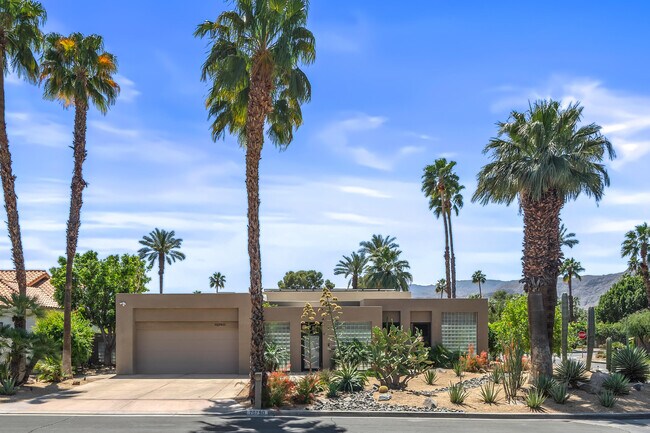 Building Photo - 70790 Ironwood Dr