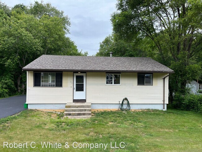 Building Photo - 3 br, 1 bath House - 33 Shawondassee Drive