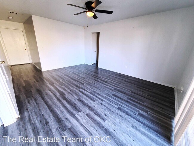 Foto del edificio - 3 br, 2 bath House - 407 Lotus Ave