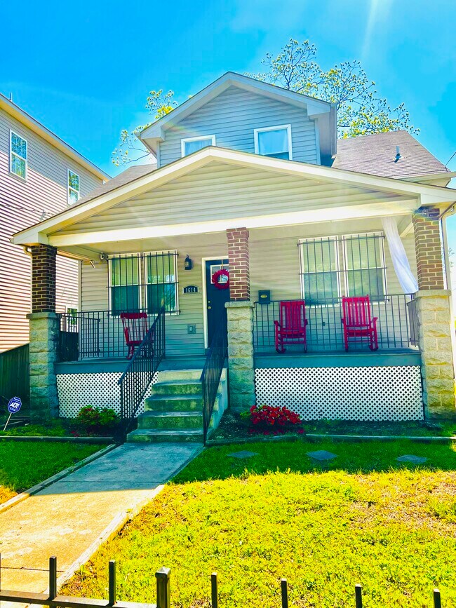 Foto del edificio - 1614 Eastern Ave NE