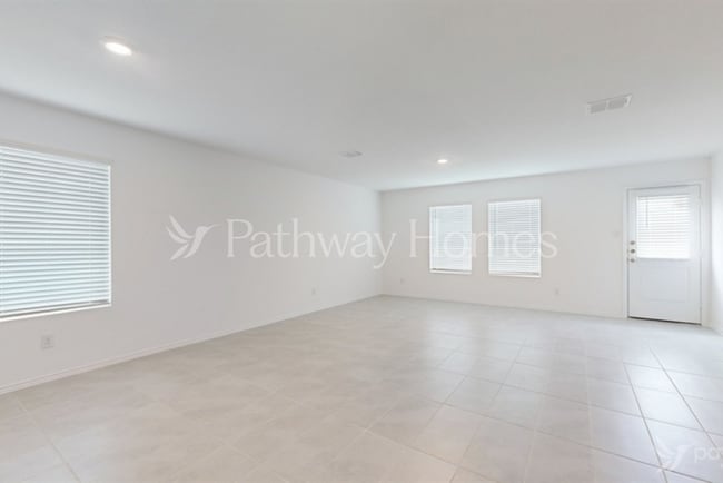 Building Photo - 1222 Tallow Trl