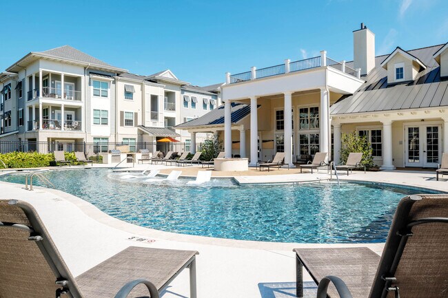 Building Photo - Robley Place Apartments