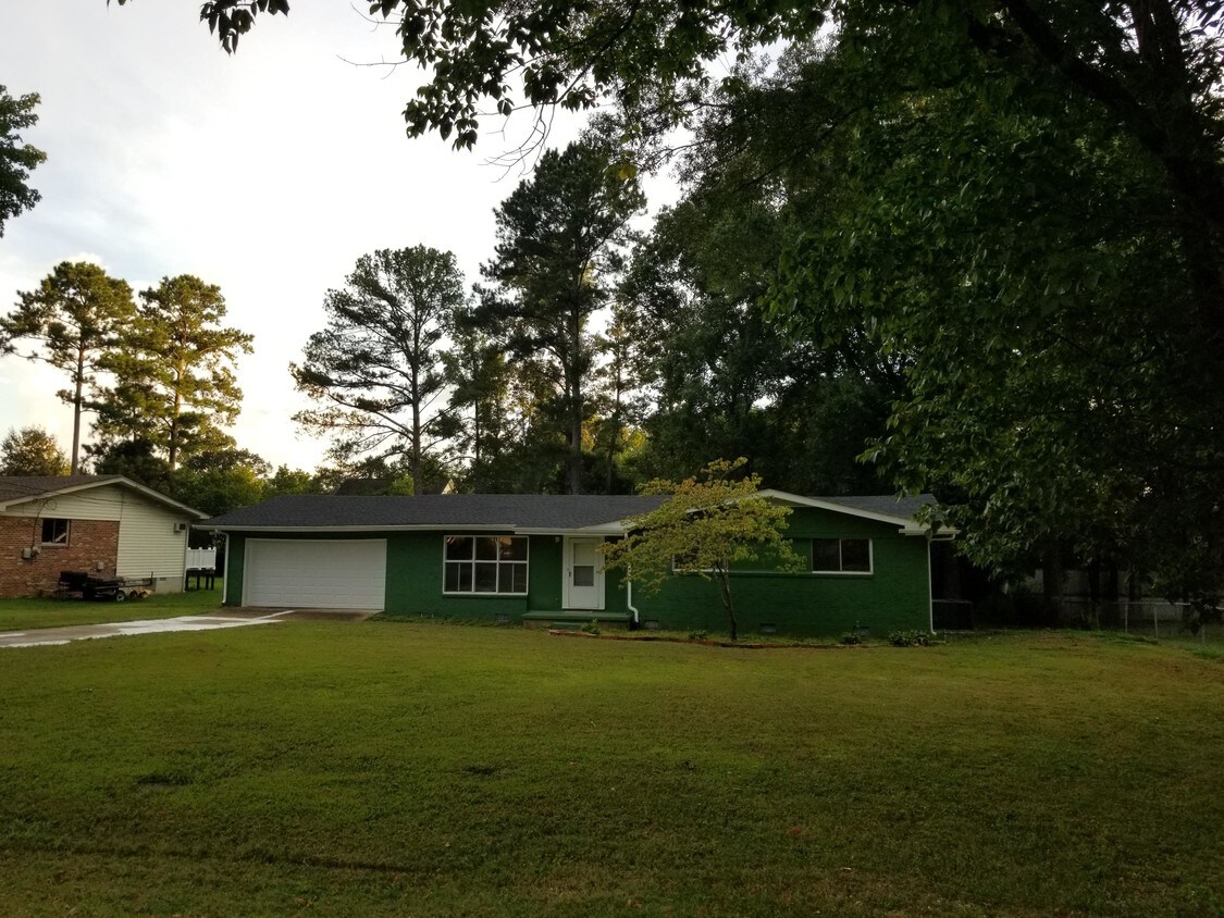 8110 Karr St, Chattanooga, TN 37421 House Rental in Chattanooga, TN