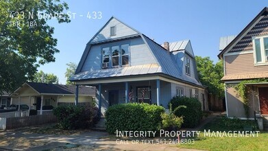 Building Photo - 433 N Grape St