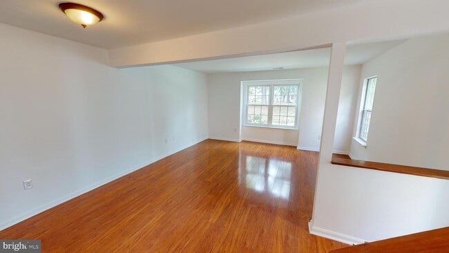 Building Photo - 4155 Bluebird Dr