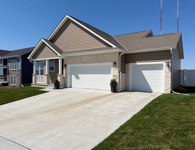 Building Photo - 7832 Nicole Ln