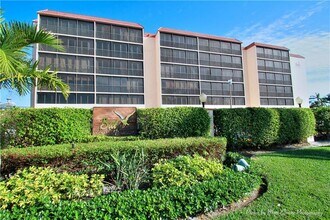 Building Photo - 740 S Federal Hwy