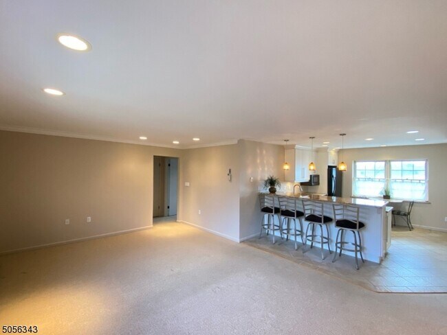 Building Photo - 54 Lakeside Dr