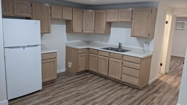 Kitchen will include new stainless steel oven, fridge and microwave - 159 W 200 S