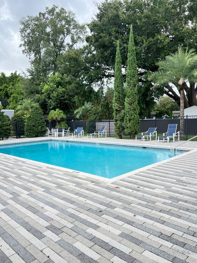 Foto del edificio - Hampton Terrace Apartments