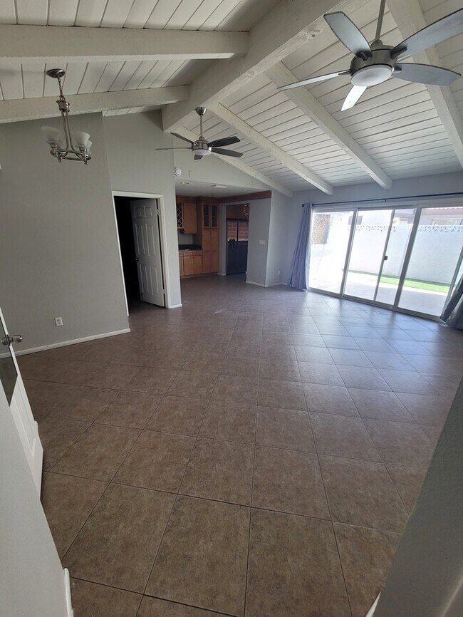 Foto del edificio - Great 3/2 patio home for rent in Scottsdale Park Villas/McCormick Ranch.