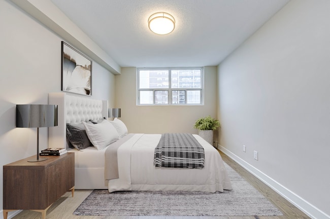 Photo du bâtiment - Surrey Lane Apartments
