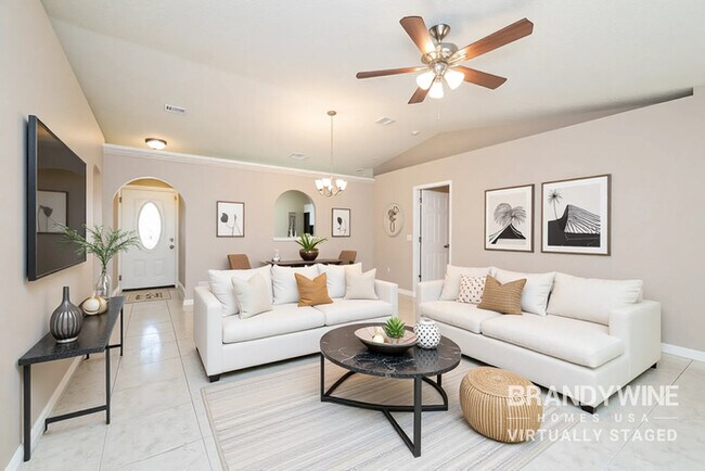 Foto del edificio - 16052 Dorchester Blvd