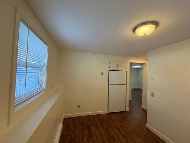 Foto del edificio - 12 Renarl Ave