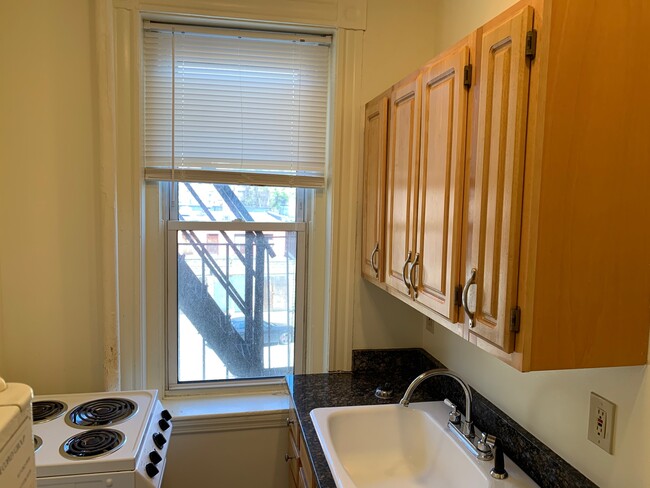 Building Photo - 111 Park Dr