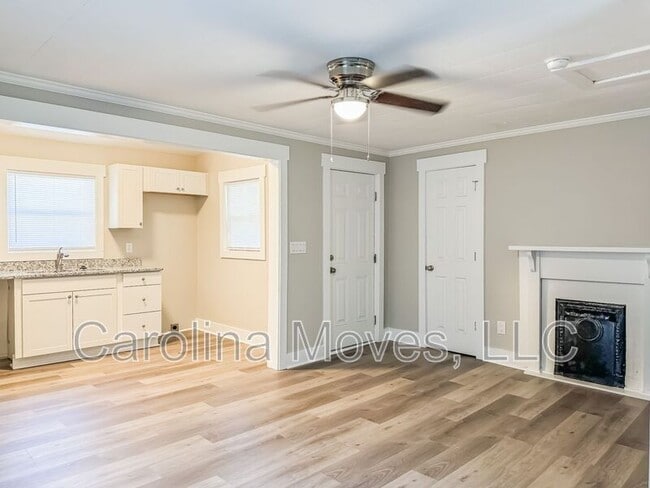 Photo - 17 Wrigley St House